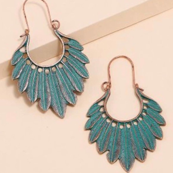 Boho Festival Turquoise Feather Earrings B0040 - Picture 2 of 13